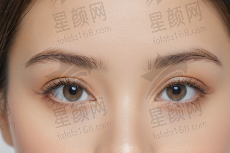 爱美眼镜族在面对视力矫正时该如何选择？全激光飞秒手术是否是很不错的解决方案？