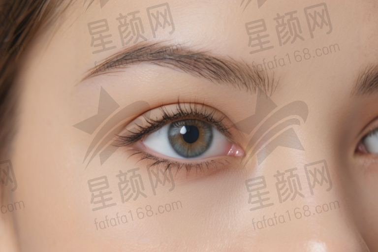 乐山爱尔眼科医院近视矫正服务，费用从15800元起，全飞秒手术21800元，ICL晶体植入手术33200元，在线预约郝更生医生。