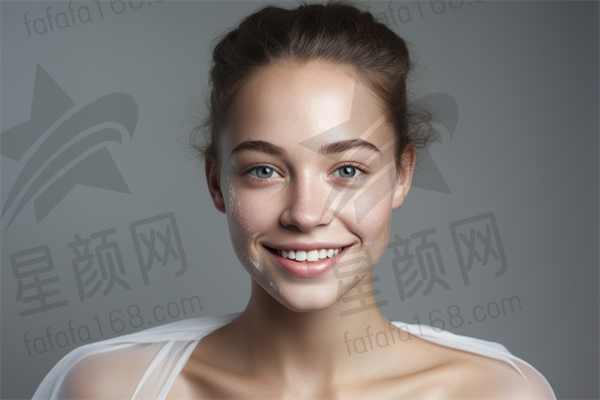耳再造手术攻略：我深入研究了10家私立医院，终选择了两家并整理了真实评价分享给大家。